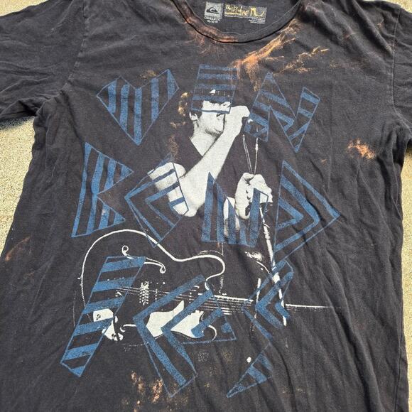 Vtg Y2k QUIKSILVER Lead Singer Graphic Print Bleached Skate Surf T Shirt Med - Picture 3 of 5